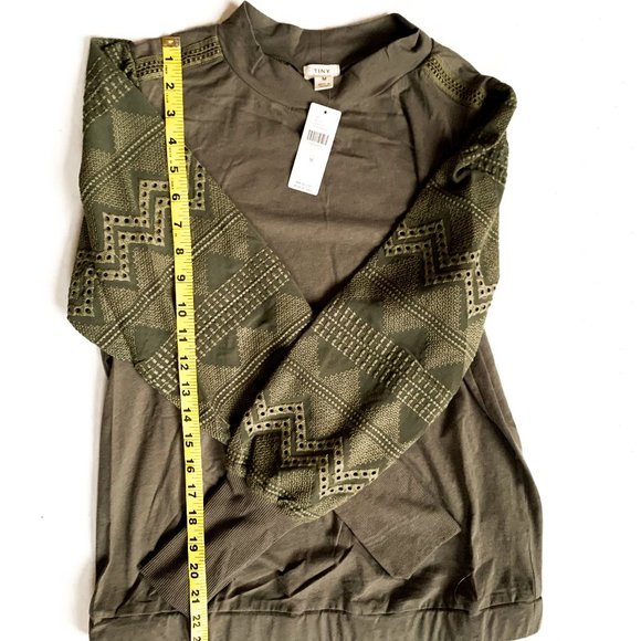 NWT anthropologie helen lace mock neck top green - Picture 2 of 4